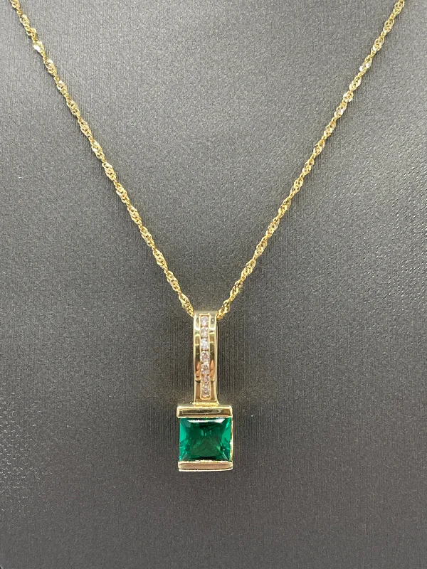 women's necklaces Valentine's Day gift -Princess Cut Emerald & Diamond Necklace