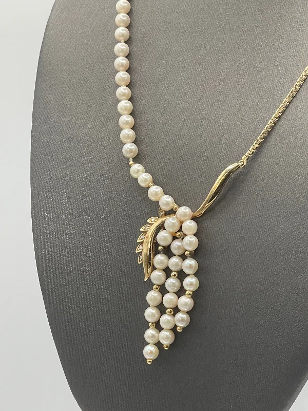 women's necklaces fashionable yet simple -Ladies Vintage Custom 14 Karat Yellow Gold Pearl & Diamond Gold Necklace