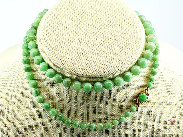 women's necklaces sapphire -NATURAL GREEN JADE GRADUATED BEAD NECKLACE 25 INCHESCLASP