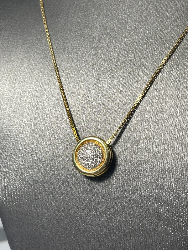 women's necklaces gold -18 Karat Yellow Gold Round Diamond Cluster Necklace