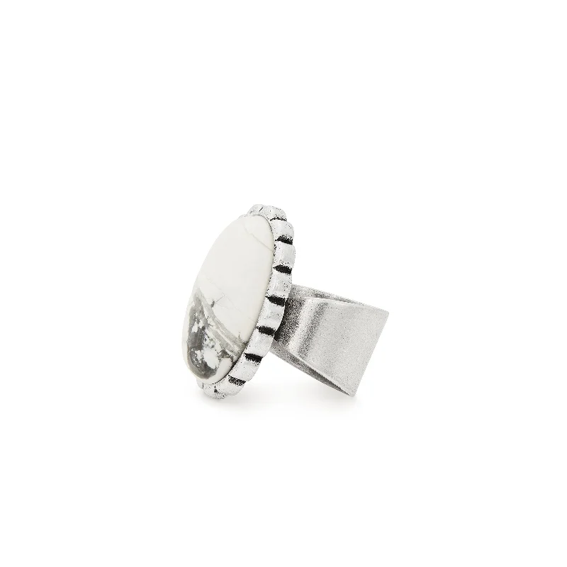 women's rings floral engraving -White Matrix Cocktail Ring