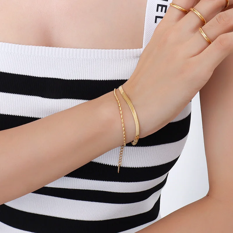 E105 Gold Bracelet 15 + 5cm