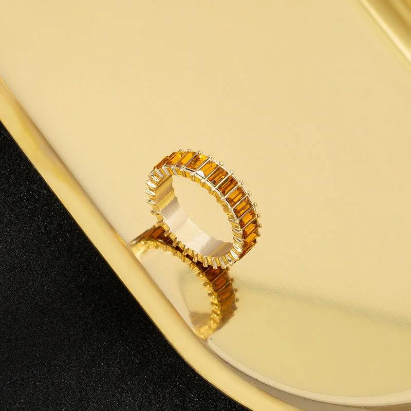 R724-Yellow Diamond Ring